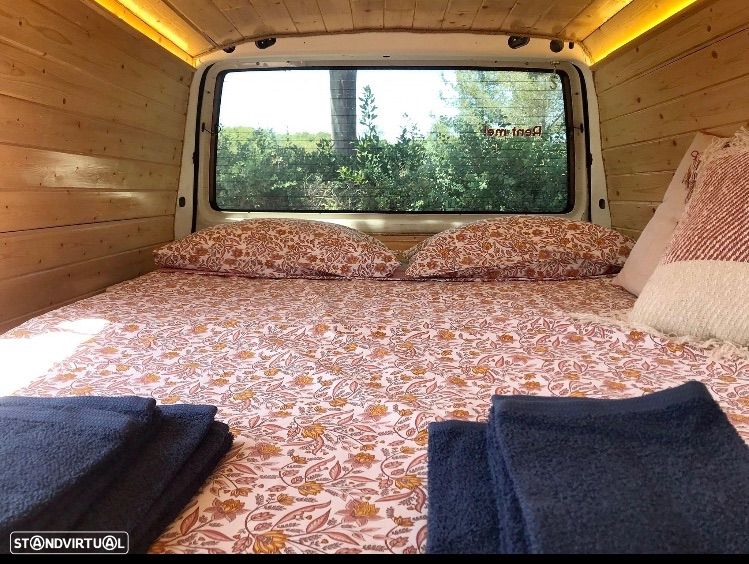 VW Transporter 1.9 TD Kombi - 8