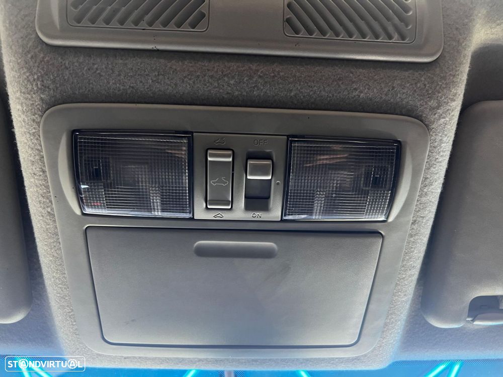 Nissan Navara 3.0 dCi V6 CD LE AT 4WD - 44