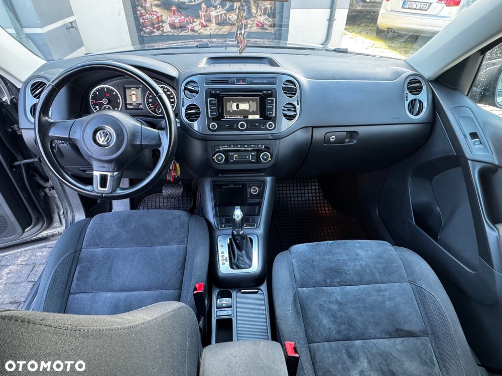 Volkswagen Tiguan 2.0 TDI DPF 4Motion BlueMotion Technology DSG Sport & Style - 23