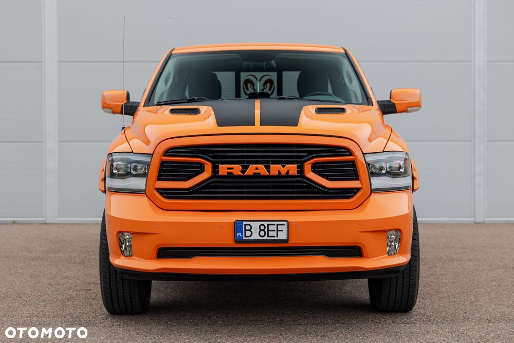 Dodge RAM 5.7 4x4 - 6