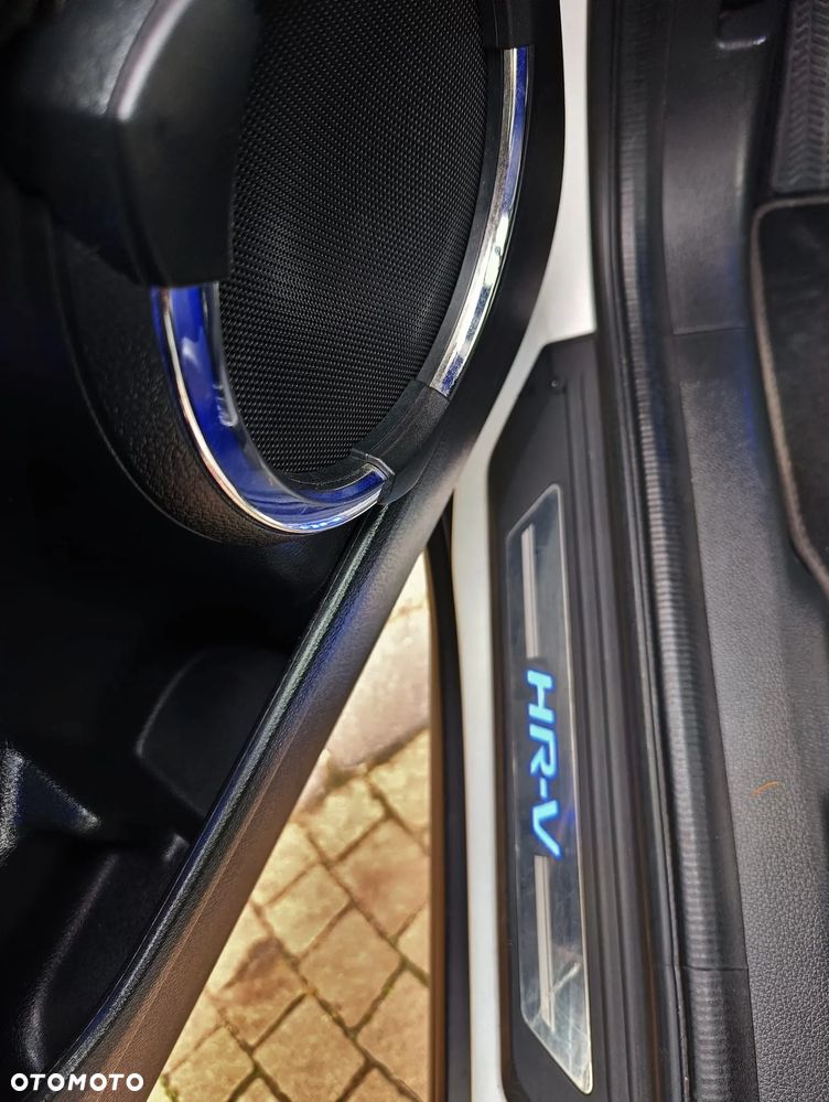 Honda HR-V 1.5 i-VTEC CVT Executive - 22