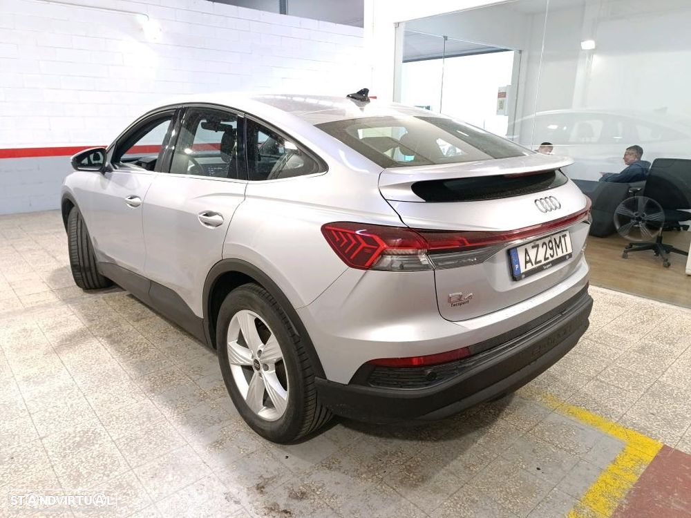 Audi Q4 Sportback e-tron 35 55 kWH - 2