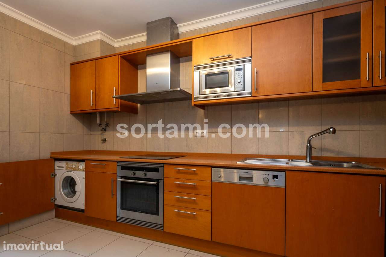 Apartamento T2+2 Venda em Quarteira,Loulé - Grande imagem: 5/39