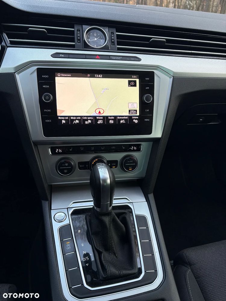 Volkswagen Passat 2.0 TDI BMT Trendline DSG7 - 13