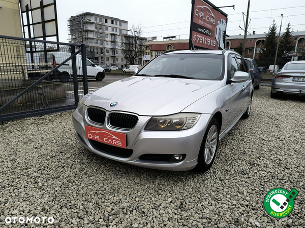 BMW Seria 3 318d Touring Sport Line