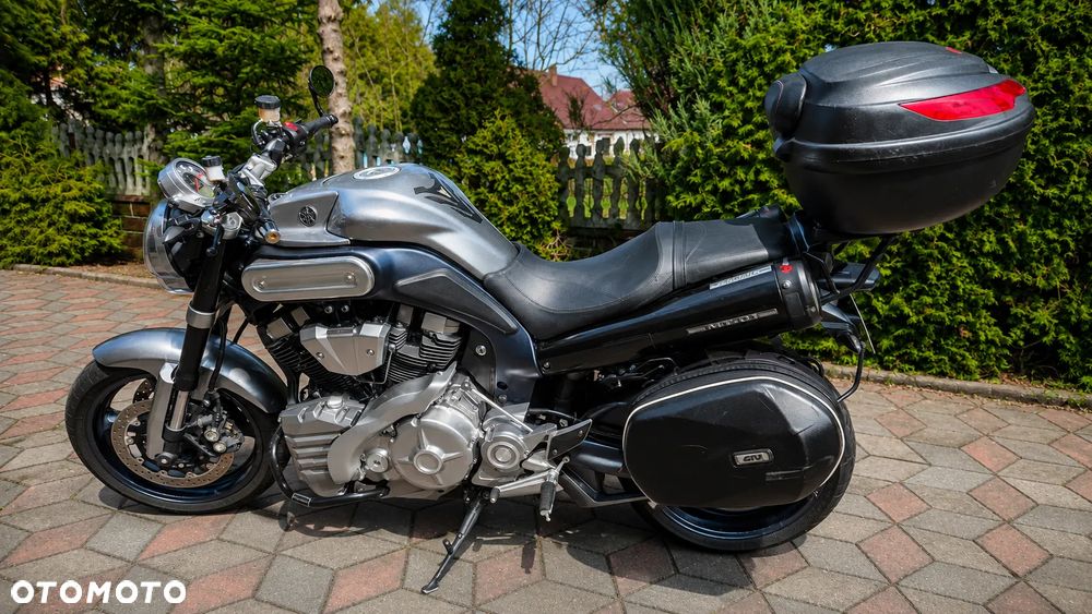Yamaha MT - 2