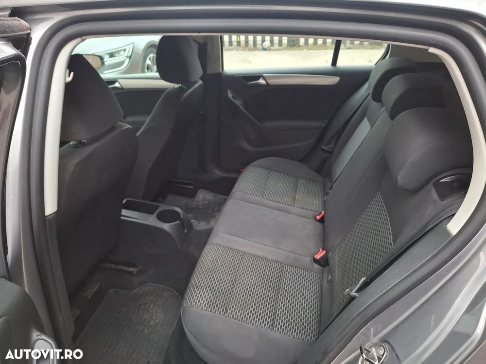 Volkswagen Golf 1.4 Comfortline - 12