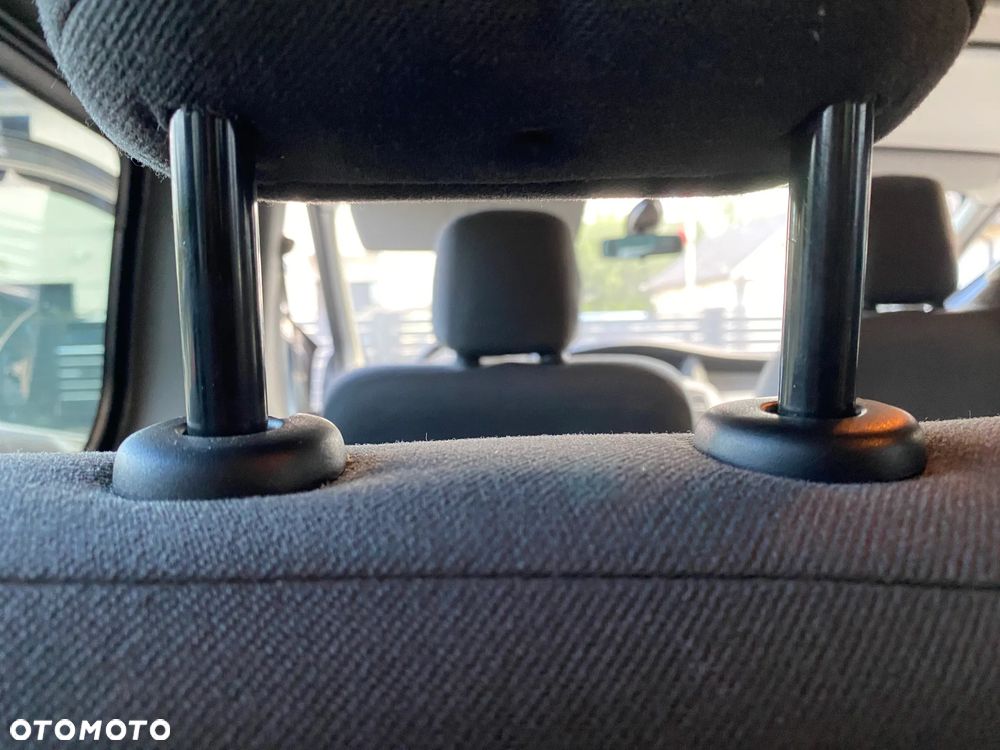 Opel Vivaro - 22