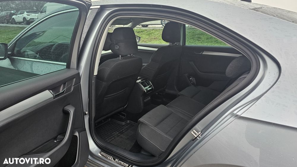 Skoda Superb 2.0 TDI Ambition - 7