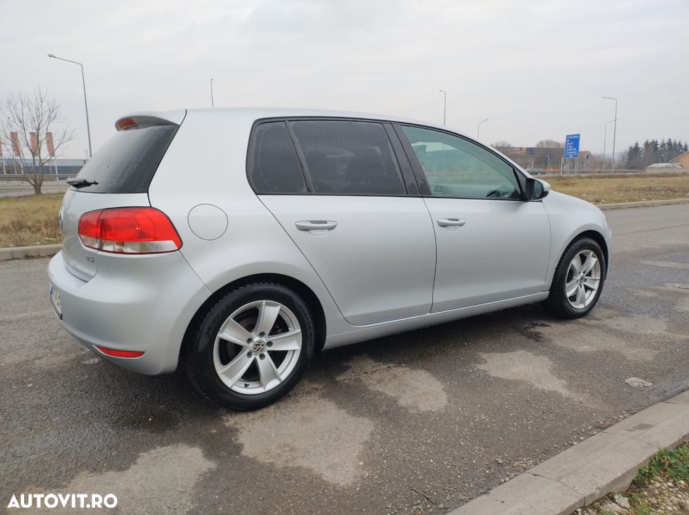 VOLKSWAGEN Golf 2011 — imagine 4