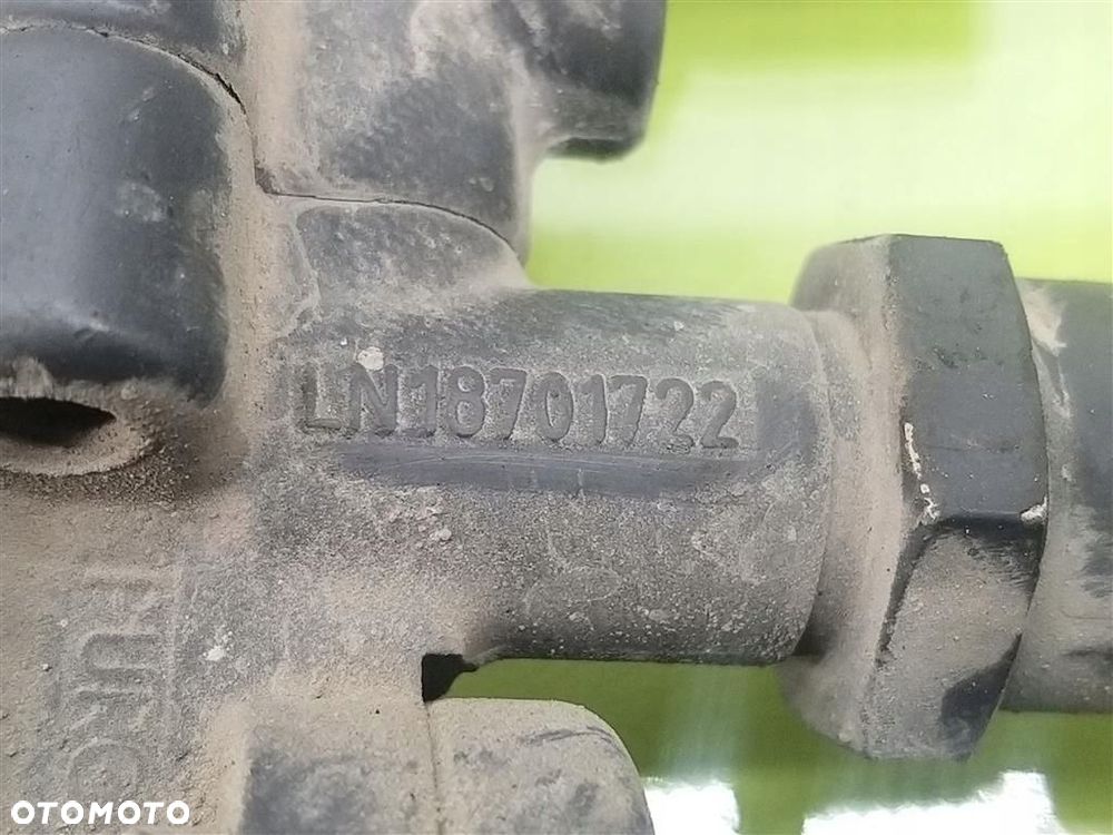 Wtryskiwacz Adblue Mercedes Atego 4.3D 175KM 2004-2013 A0001400539 HILITE - 1