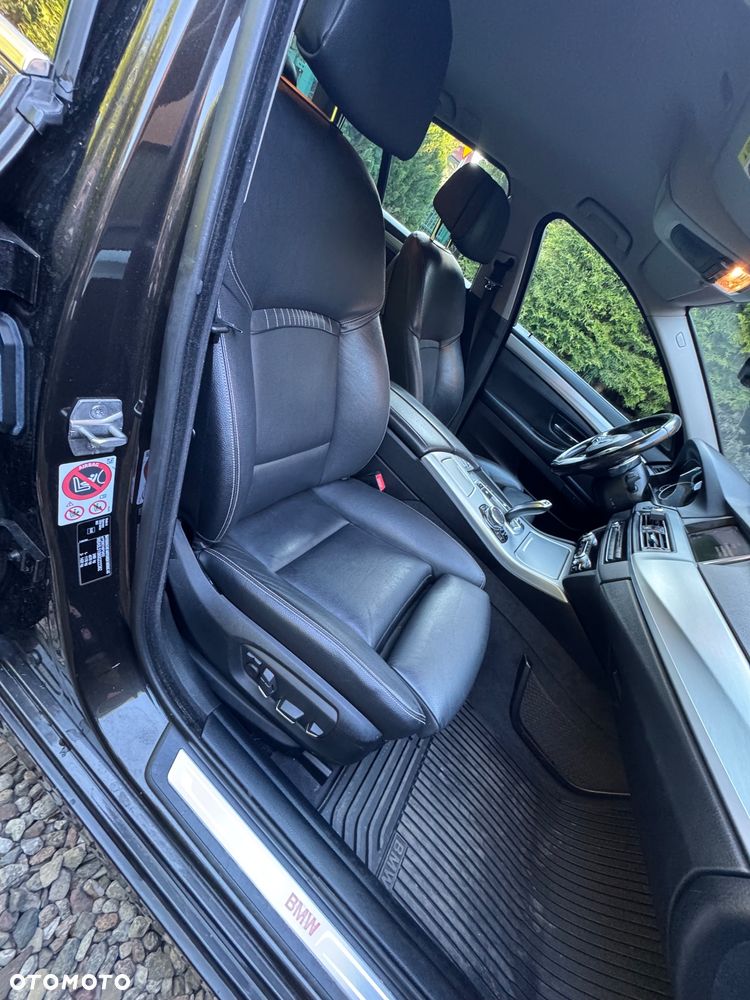BMW Seria 5 520d xDrive Luxury Line - 18