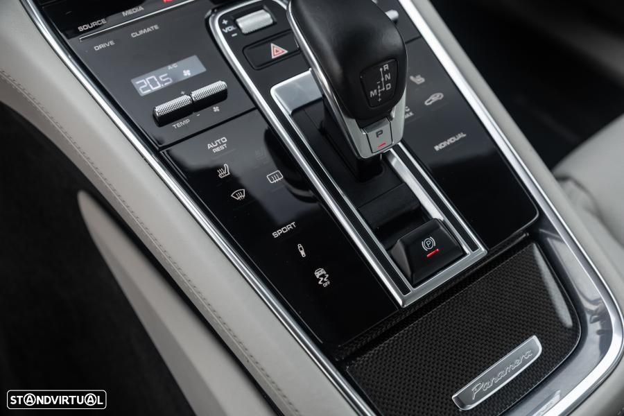 Porsche Panamera 4 S - 39