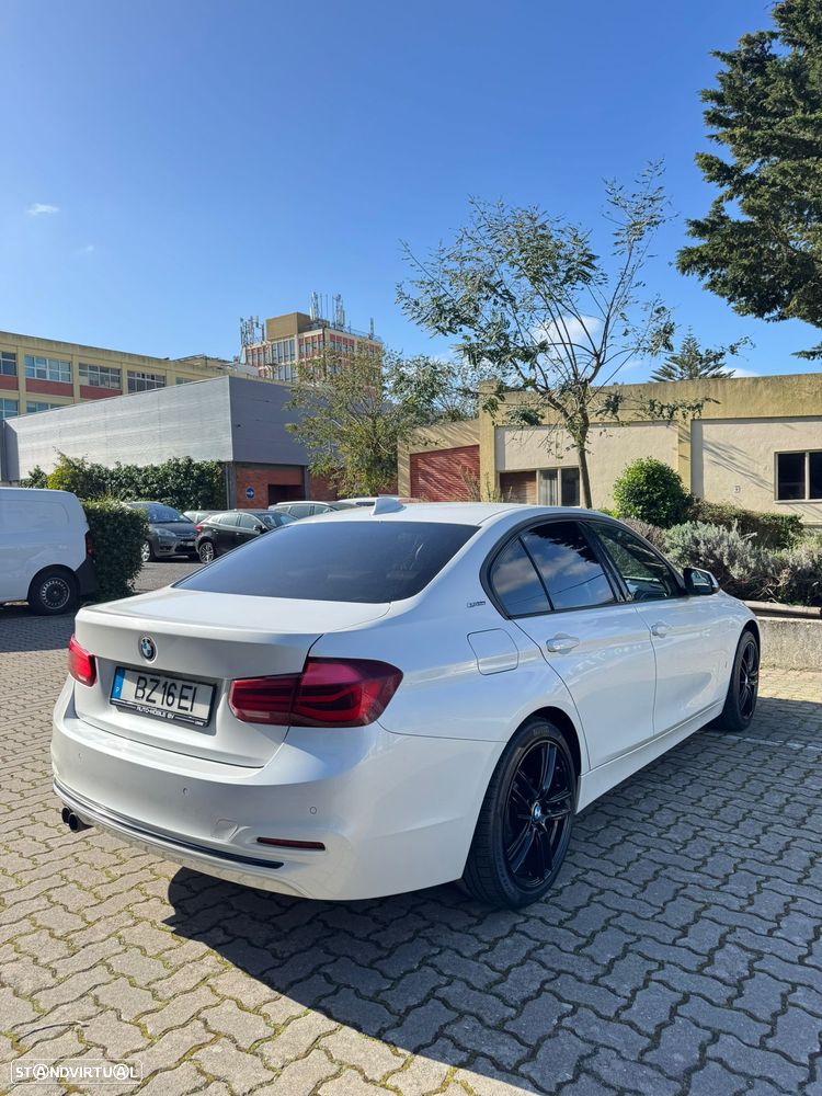 BMW 330 e iPerformance Line Sport - 5
