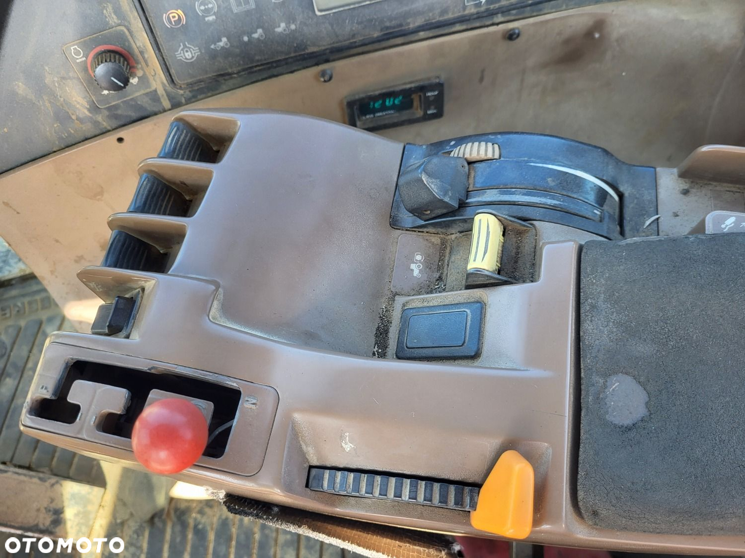 John Deere Lr8100 4X4 - 16
