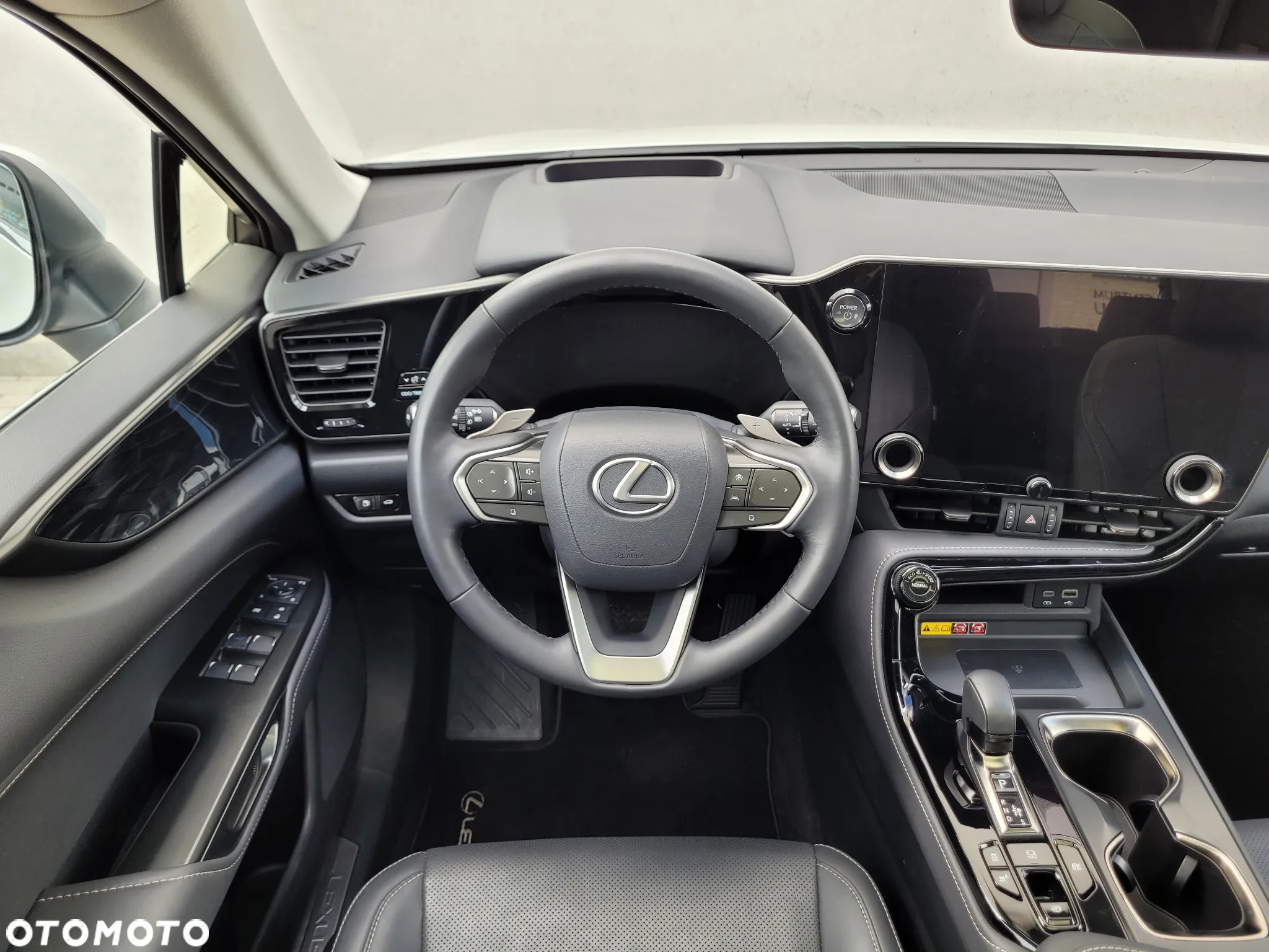 Lexus NX 350h Prestige AWD - 8