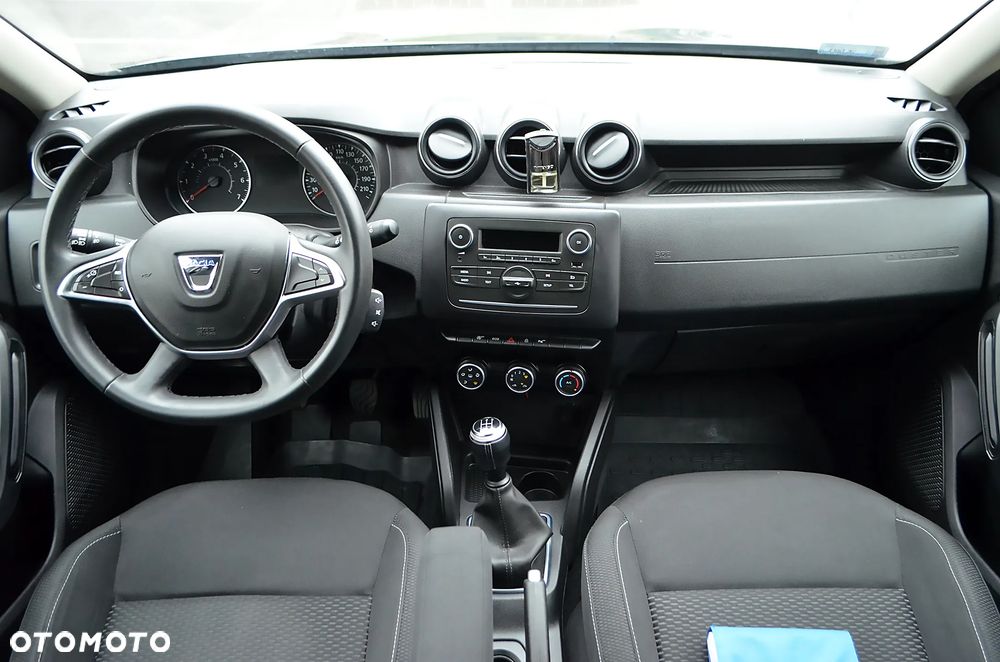 Dacia Duster 1.6 SCe Open S&S - 12