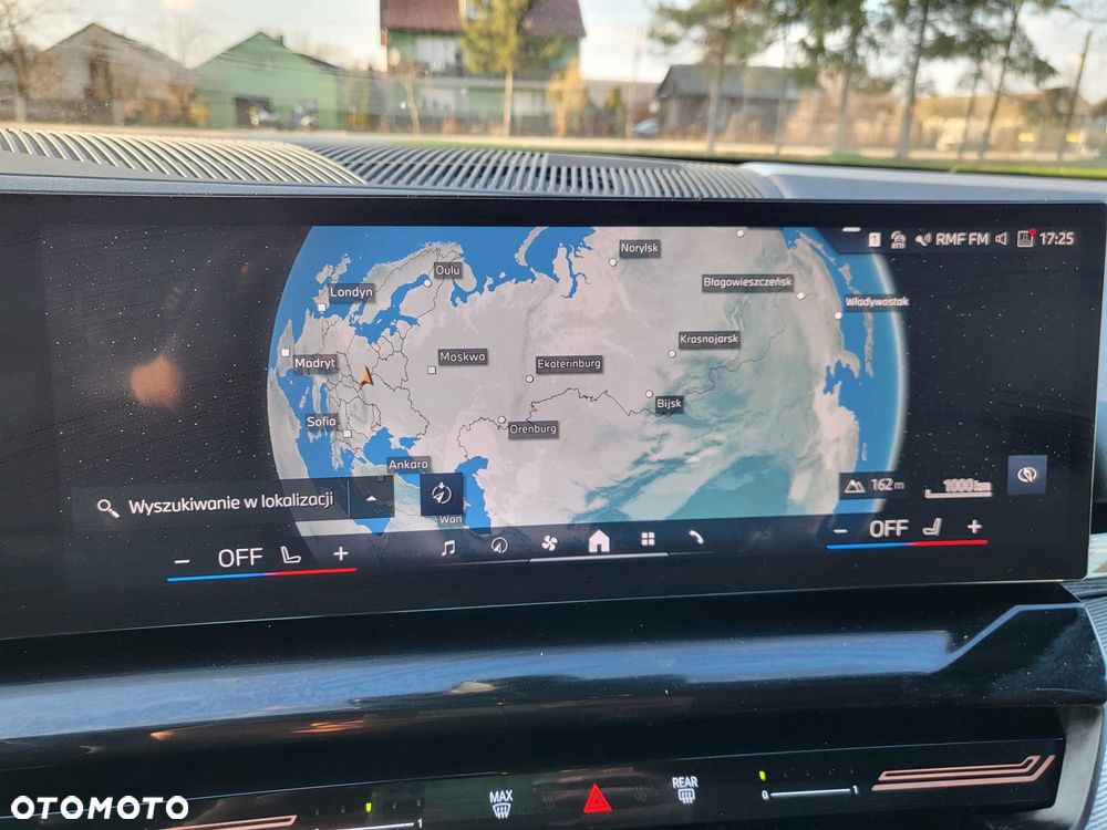 BMW Seria 5 520d xDrive - 11