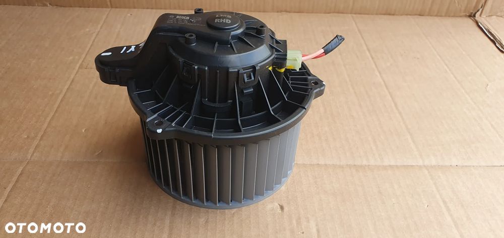 Wentylator silnik dmuchawy nagrzewnicy Hyundai ix35 F00S3B2442 - 2