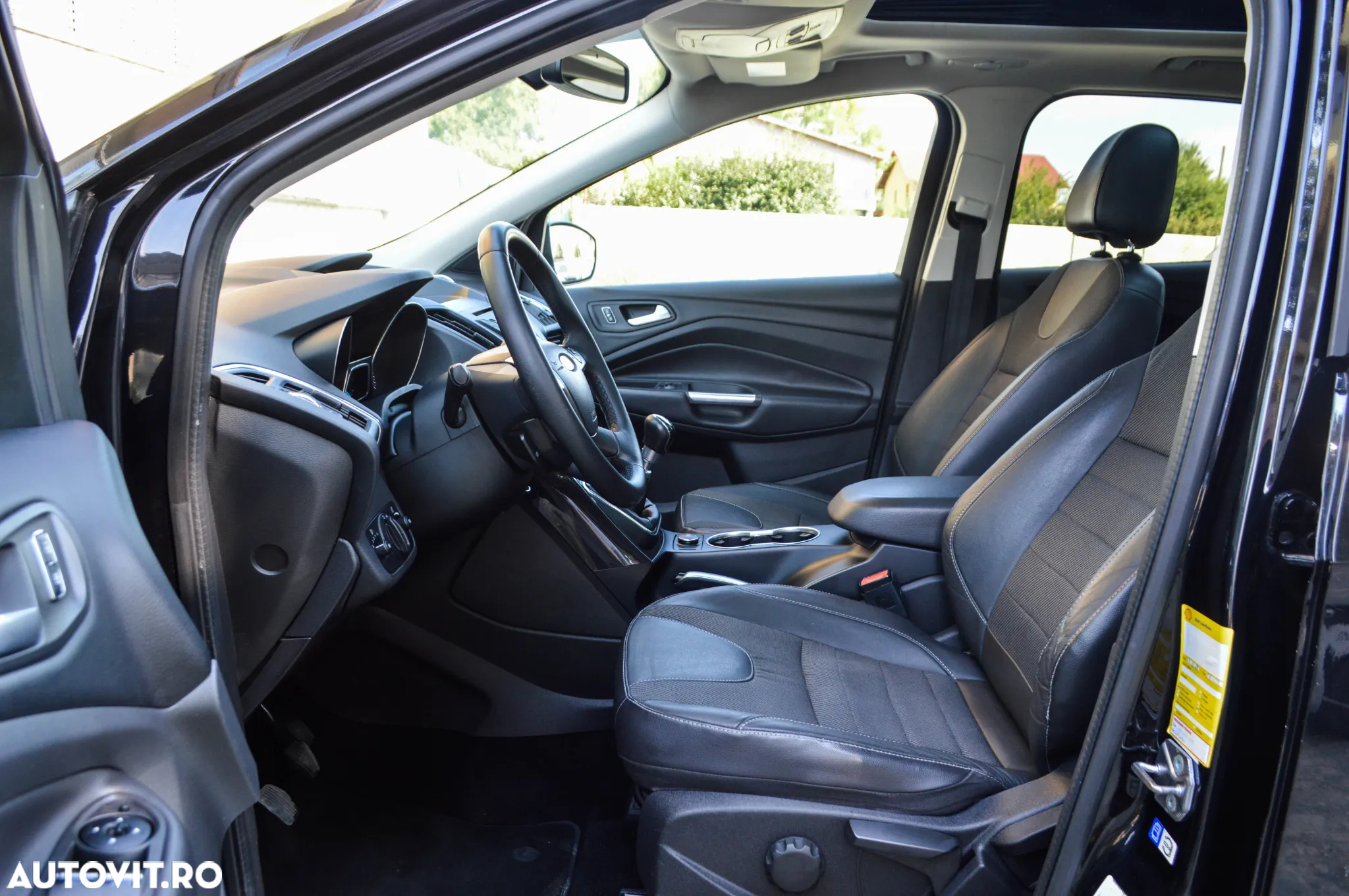 Ford Kuga 1.5 EcoBoost 2x4 Titanium - 20