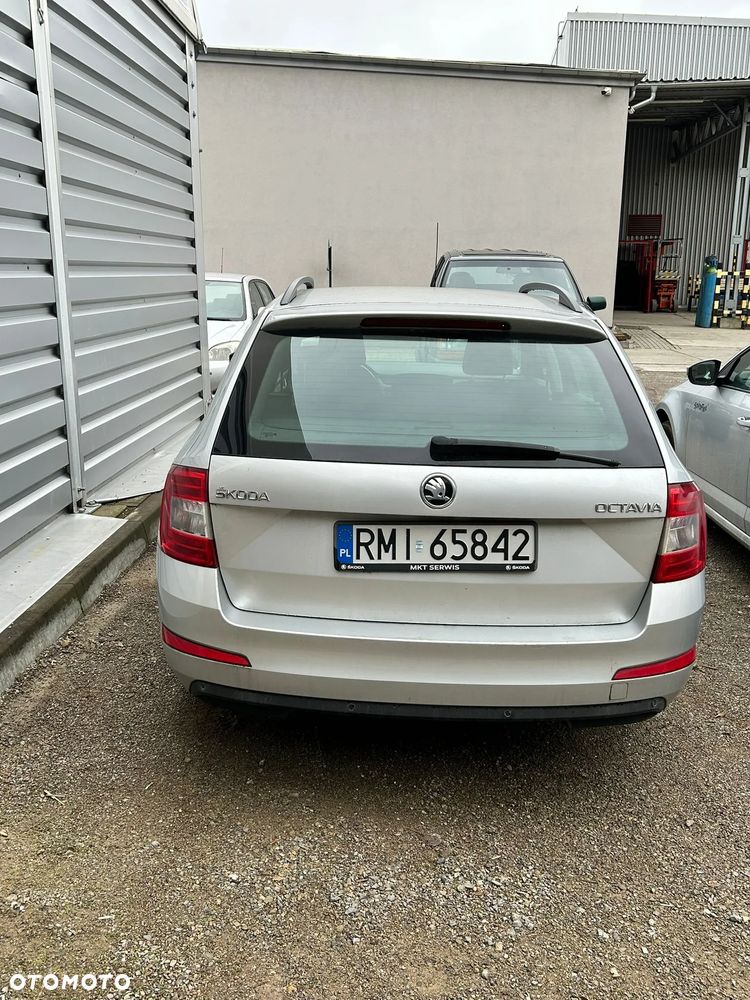 Skoda Octavia 1.6 TDI Active - 5