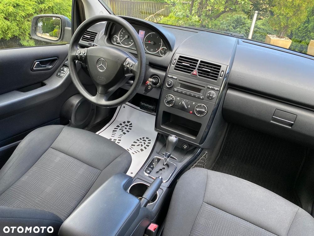 Mercedes-Benz Klasa A 180 CDI Autotronic Avantgarde Special Edition - 33