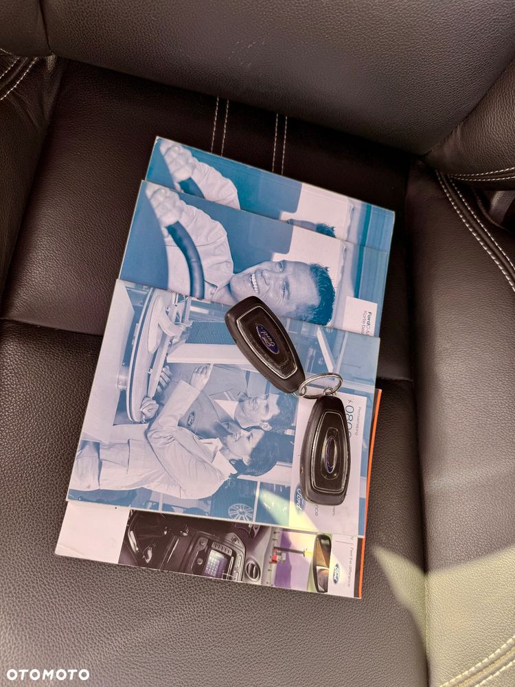 Ford Grand C-MAX 1.6 TDCi Titanium - 23