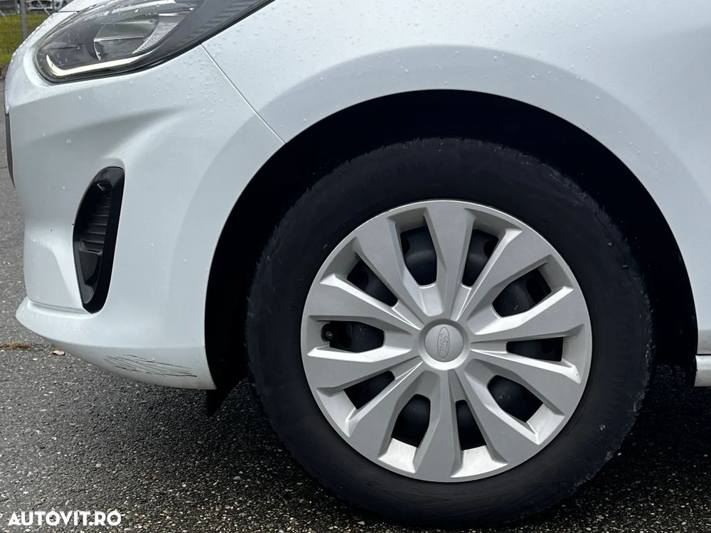 Ford Fiesta 1.1 Titanium - 24