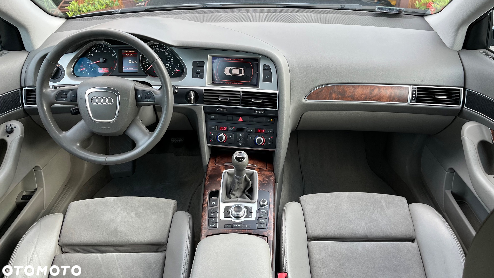 Audi A6 2.0T FSI - 7