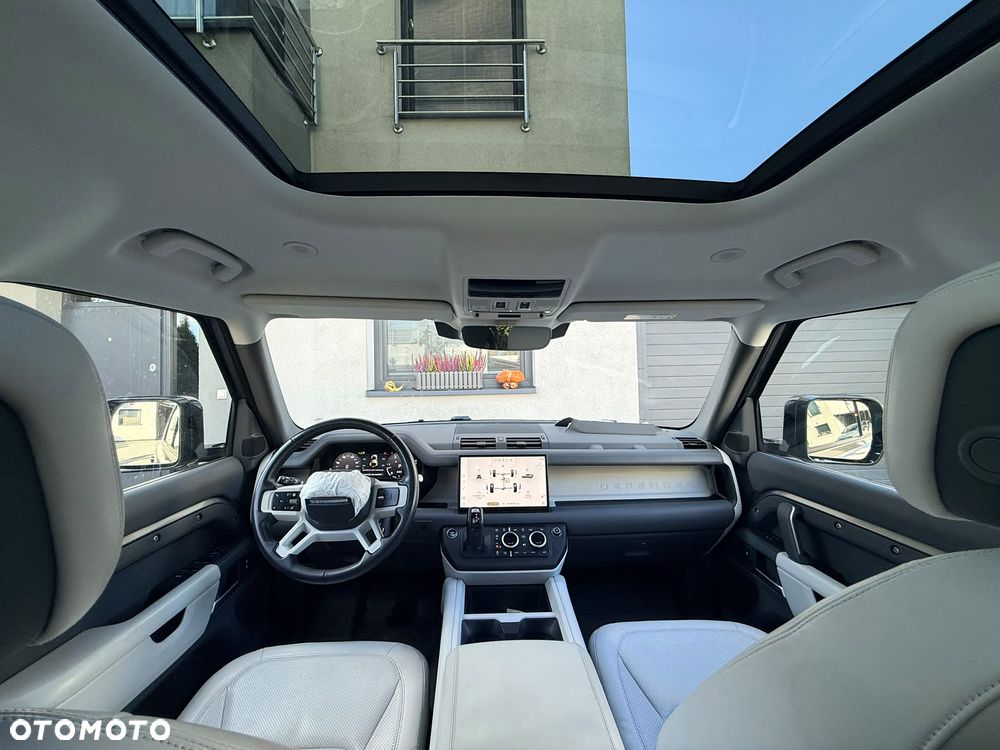 Land Rover Defender 3.0 D300 mHEV X-Dynamic HSE - 27