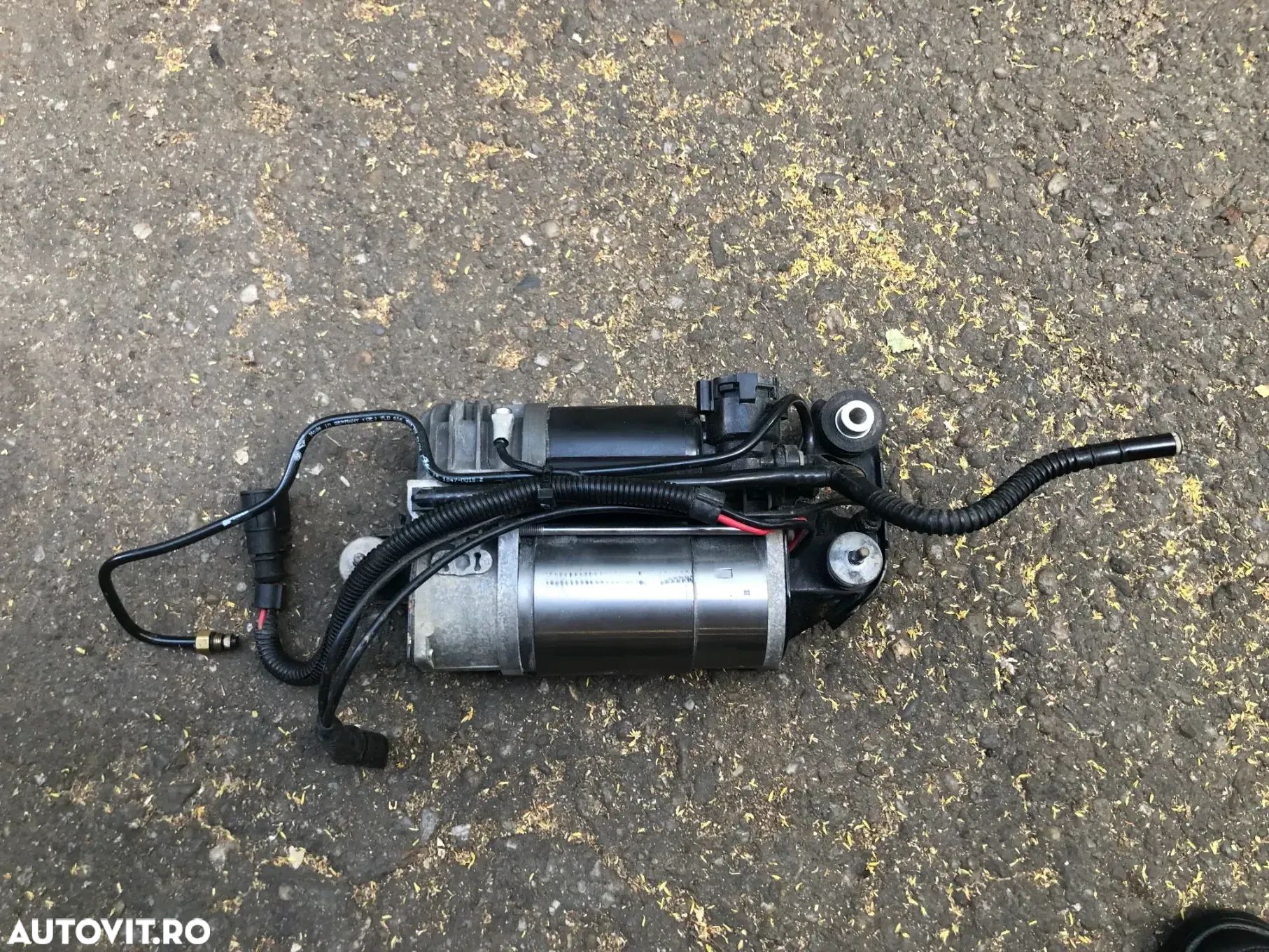 Compresor suspensie perne de aer VW Touareg 7L 2006 - 1