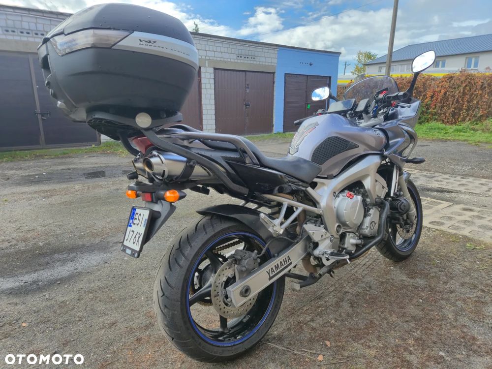 Yamaha FZ6 - 7