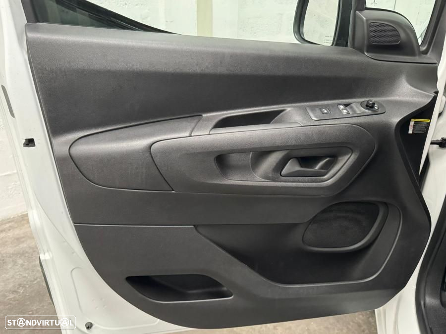 Opel Combo SELECTION - 23