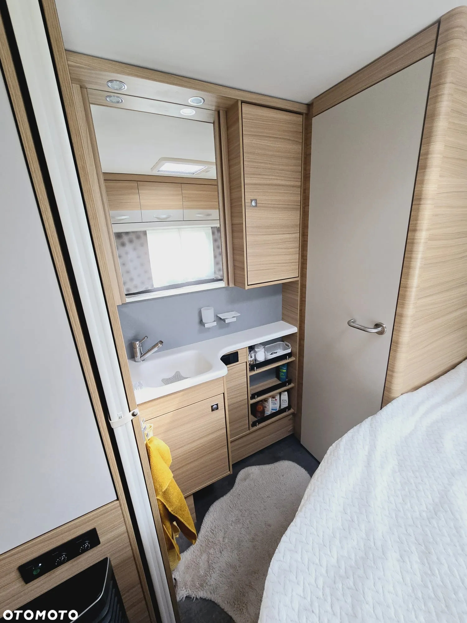 Dethleffs Camper 530 FSK Rally EDITION - 26