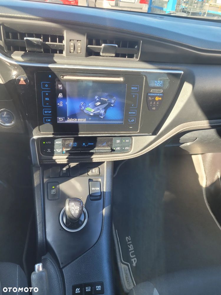 Toyota Auris - 5