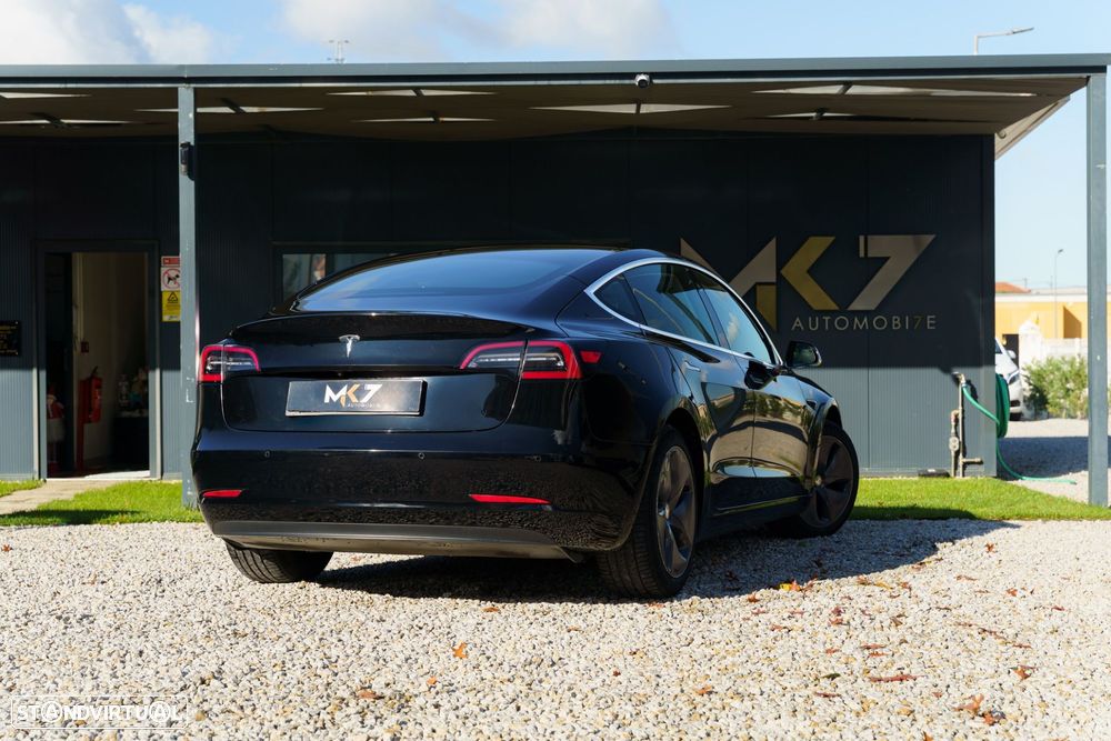 Tesla Model 3 Standard Range Plus RWD - 4