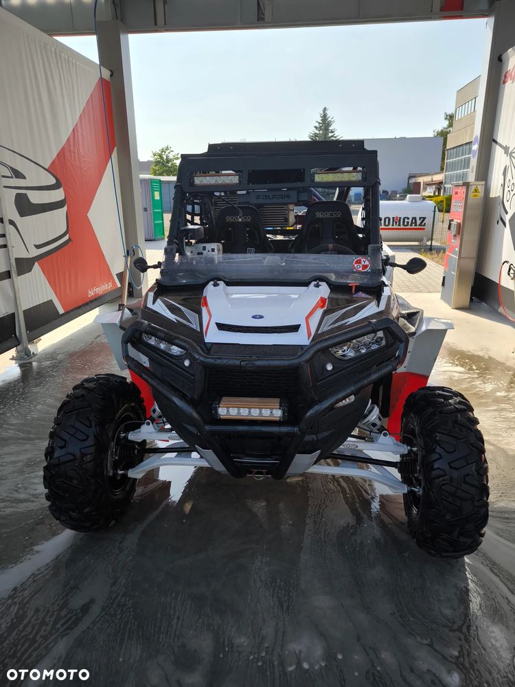 Polaris RZR - 1