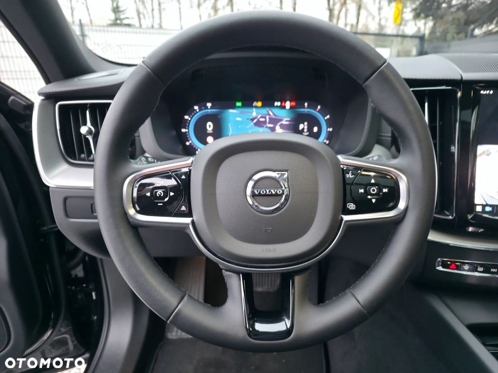 Volvo XC 60 - 22
