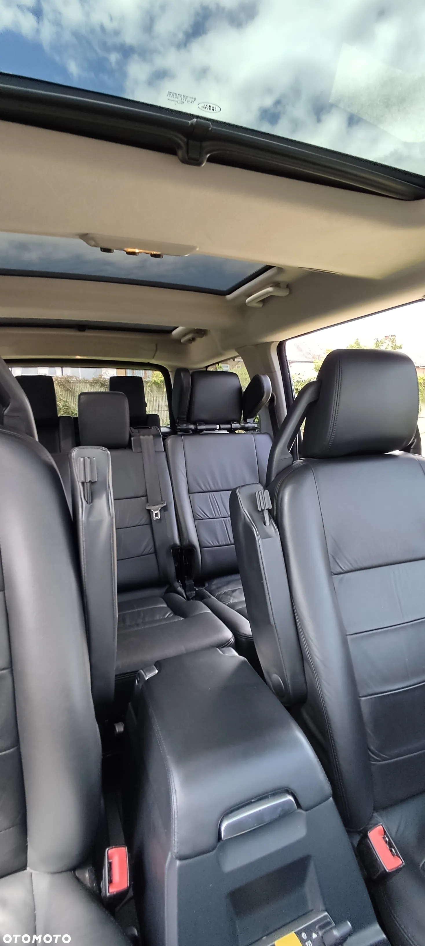 Land Rover Discovery IV 2.7D V6 HSE - 8