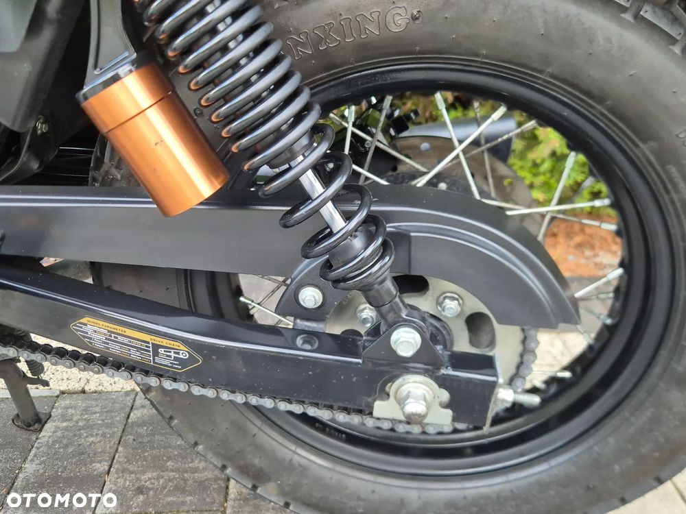 Junak M12 - 13