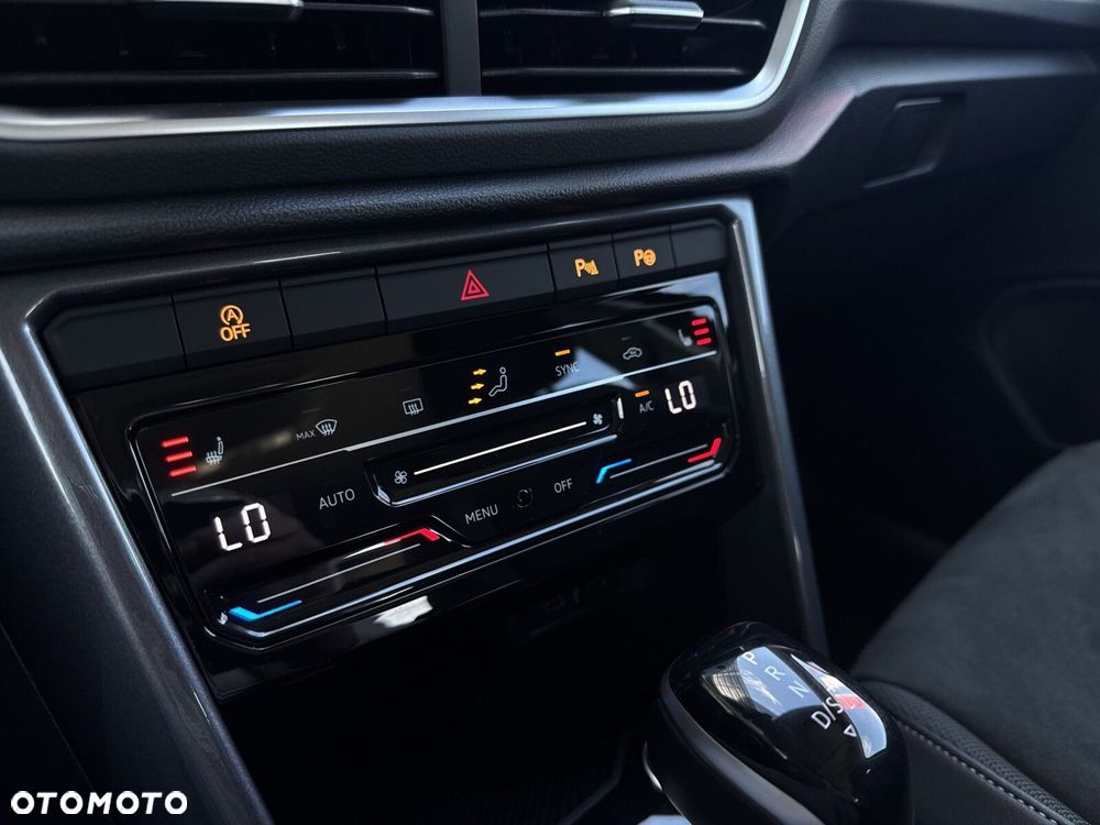 Volkswagen T-Roc 1.5 TSI Style DSG - 23