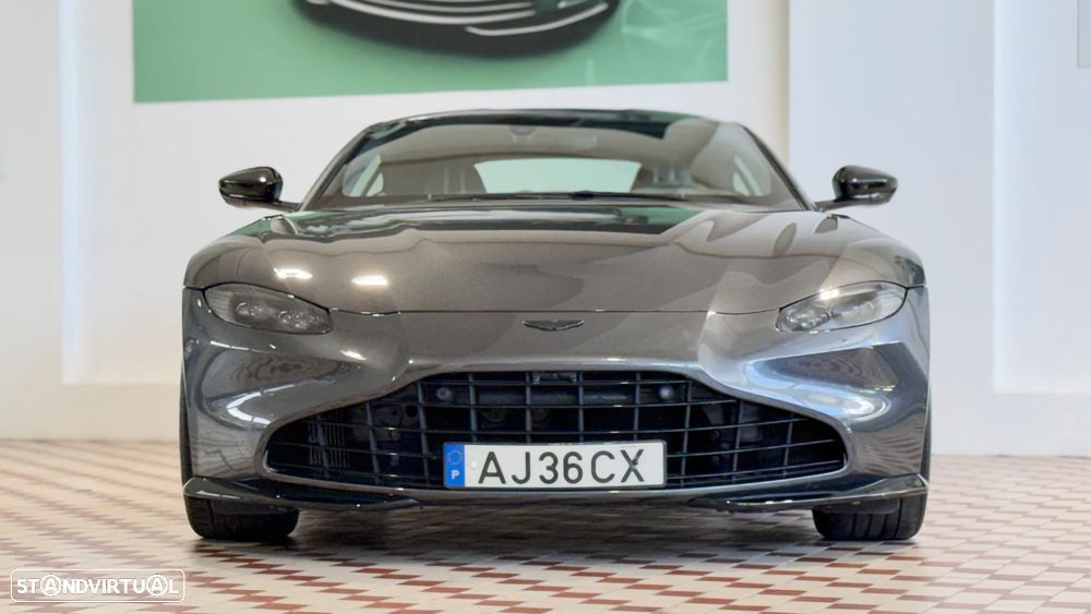 Aston Martin Vantage Coupe 4.0 Twin-Turbo V8 - 2