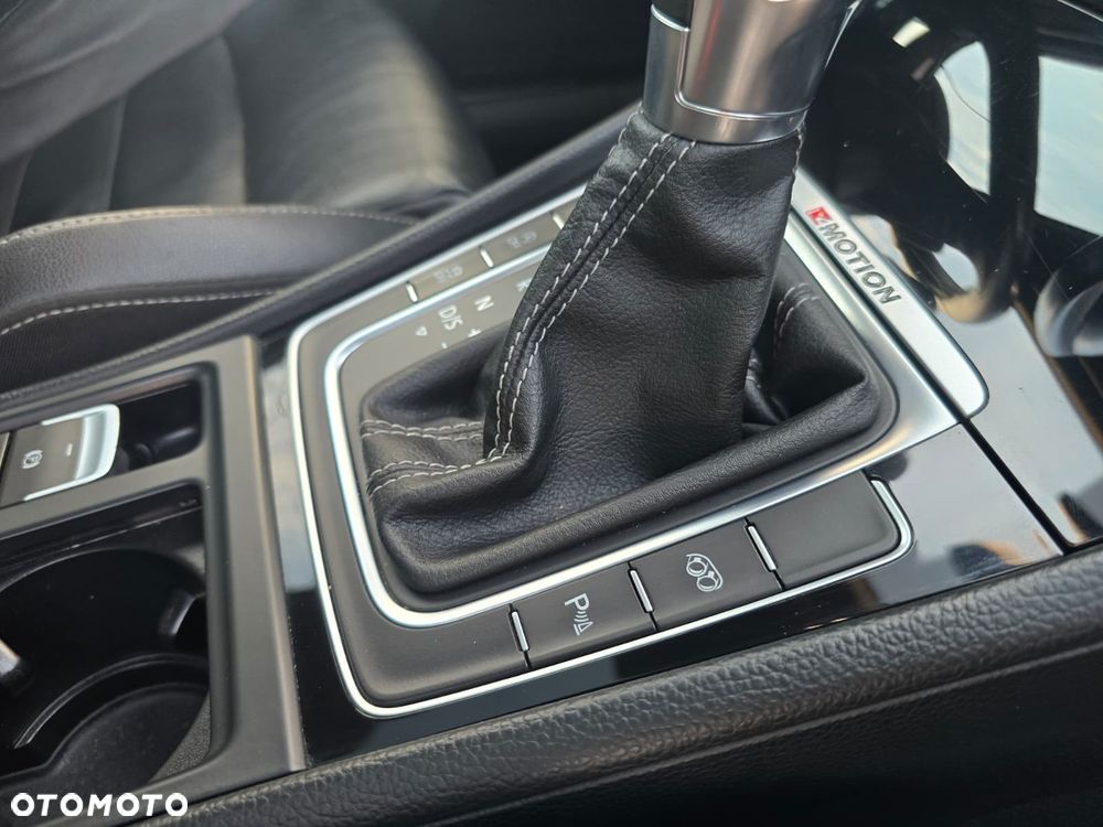 Volkswagen Golf - 31