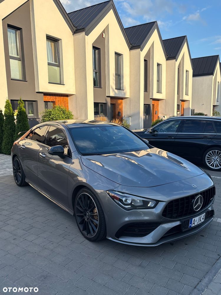 Mercedes-Benz CLA - 4