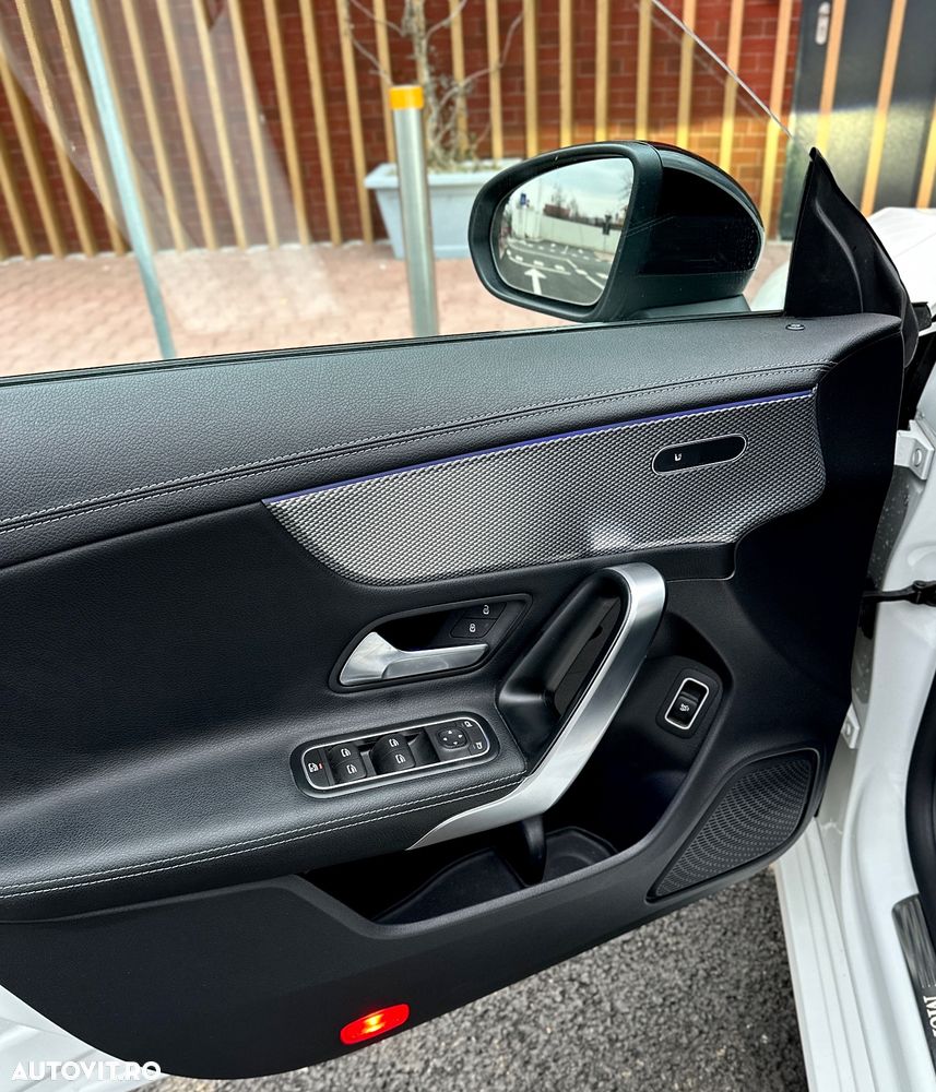 Mercedes-Benz CLA 200 - 25