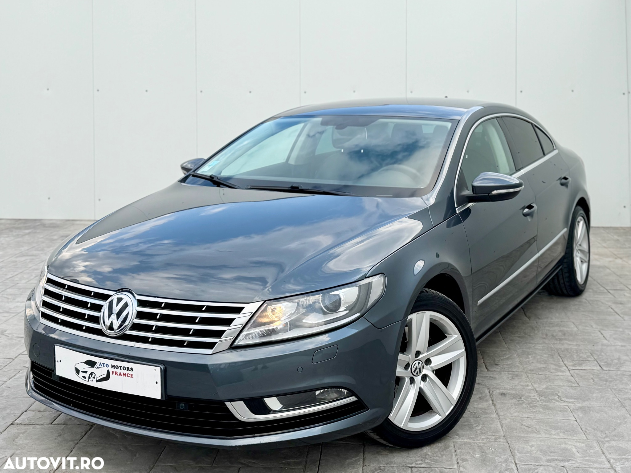 Volkswagen Passat CC 2.0 Blue TDI - 11