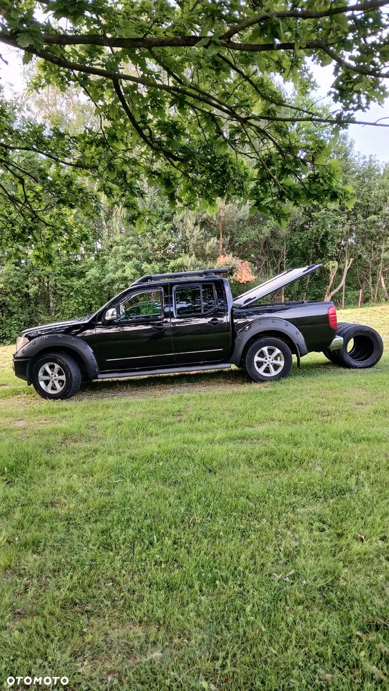 Nissan Navara 2.5 D Platinum - 37