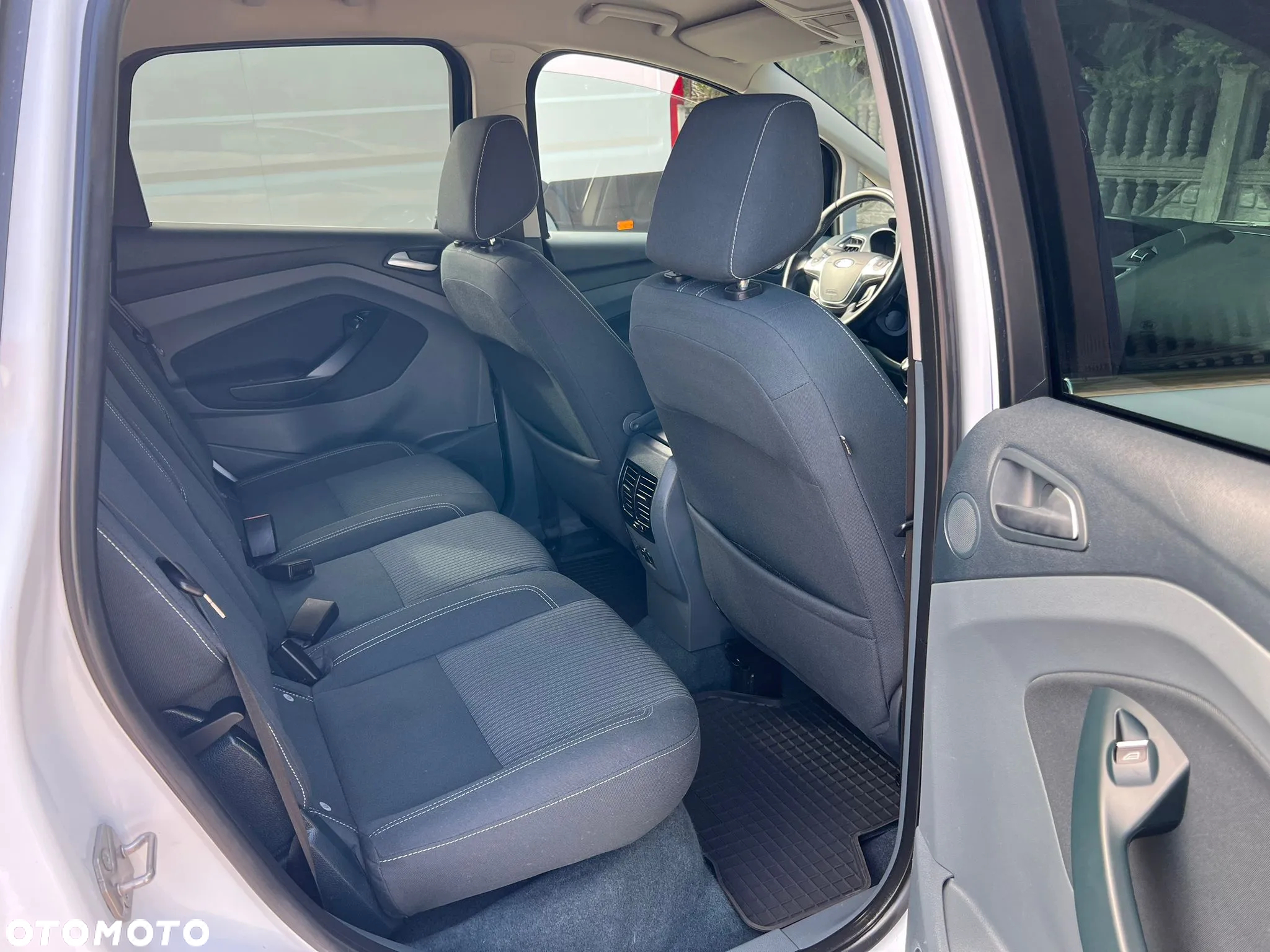 Ford C-MAX 2.0 TDCi Titanium - 27