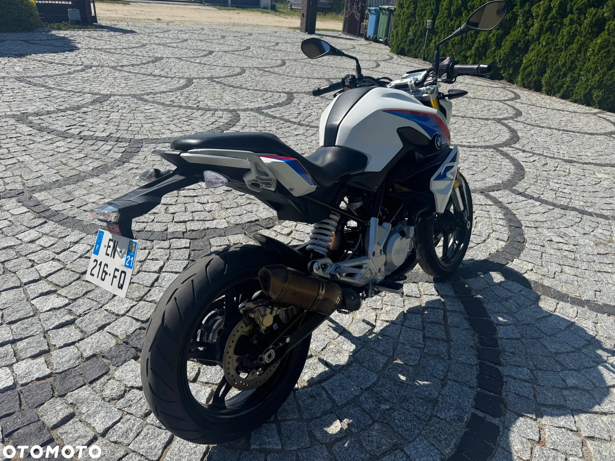 BMW G - 6