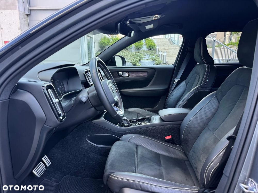 Volvo XC 40 T4 R-Design - 11